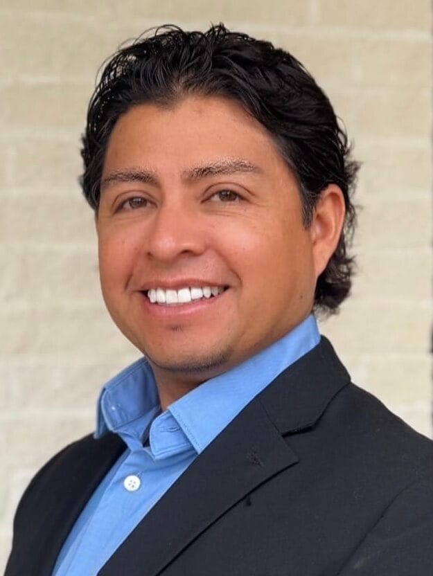 Manny Guerra - Headshot